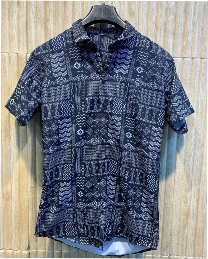 Men Slim Fit Printed Spread Collar Casual Shirt